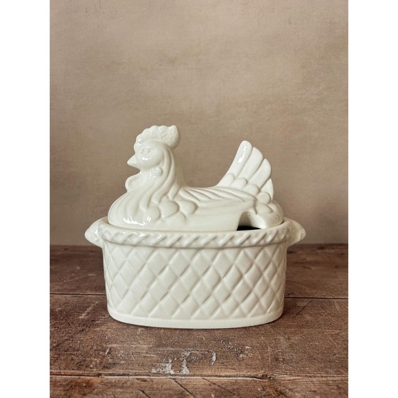 KitchenAid Other - Vintage Ceramic White Chicken Sugar Bowl Nesting Hen - Farmhouse Kitchen